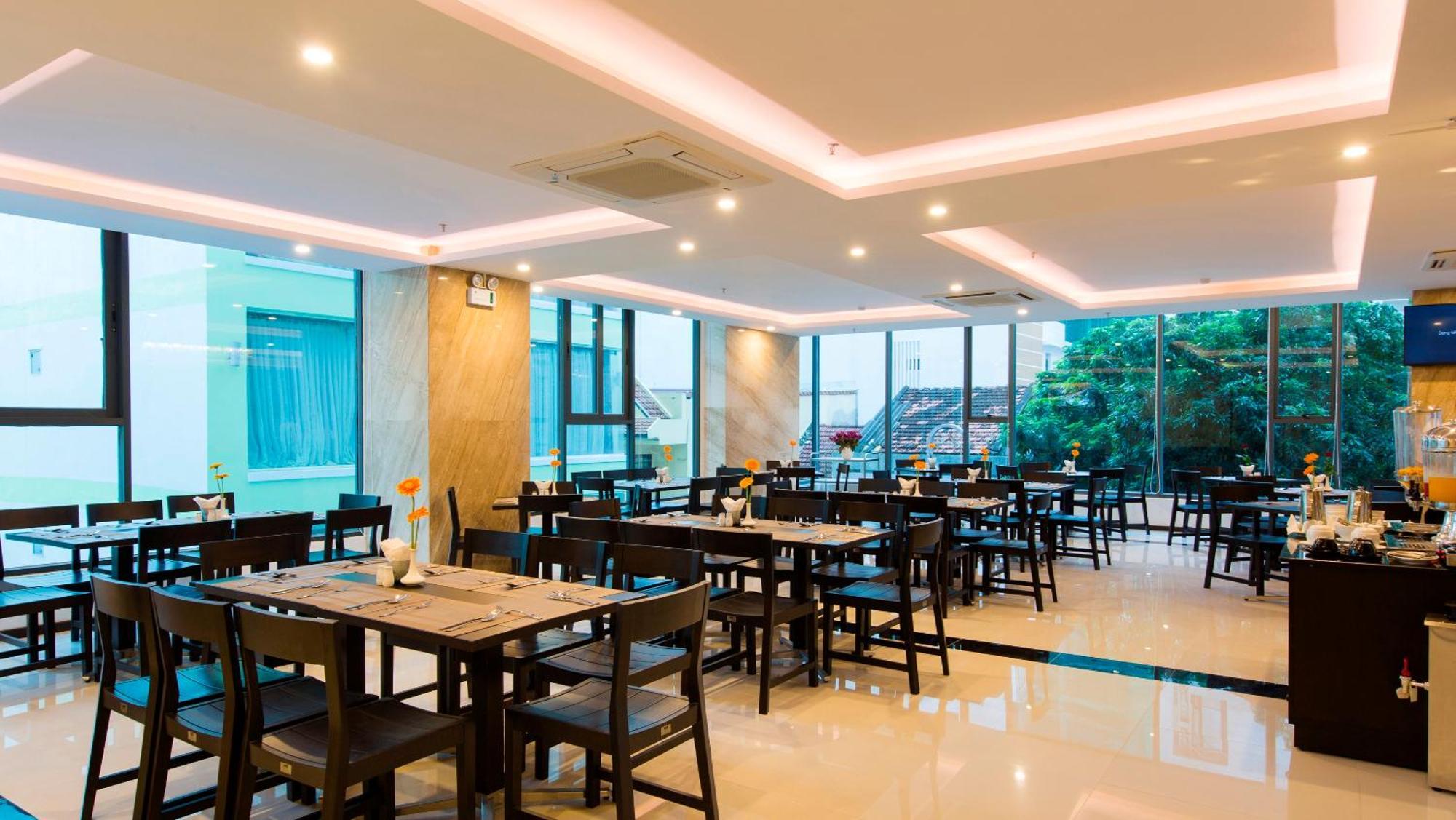 Meriton Hotel Nha Trang Zewnętrze zdjęcie